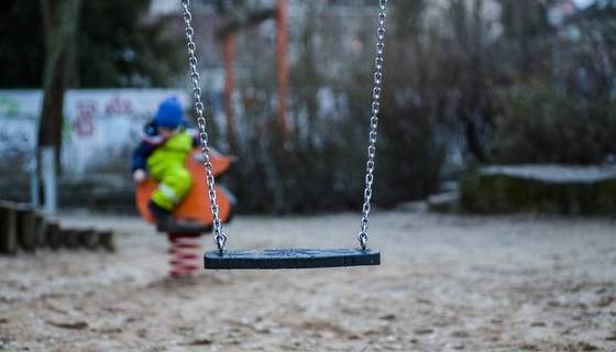 Δ. ΑΡΒΑΝΙΤΗΣ: ΣΕ ΕΓΚΑΤΑΛΕΙΨΗ ΕΡΓΑΖΟΜΕΝΟΙ ΚΑΙ ΜΑΘΗΤΕΣ ΕΙΔΙΚΩΝ ΣΧΟΛΕΙΩΝ